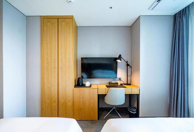 ホテル Centum Business