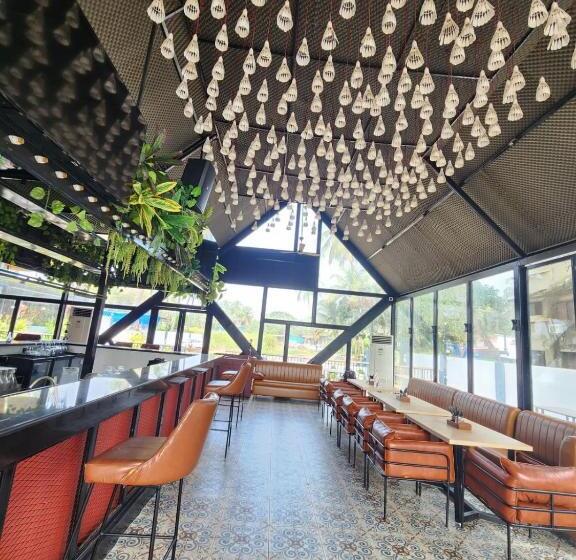 فندق Grand Opulence Morjim Bliss Beach Resort