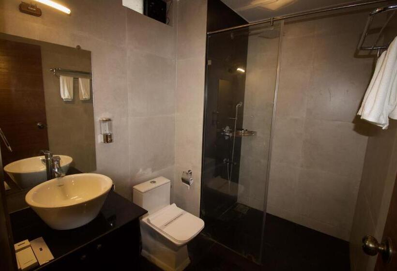 فندق Grand Opulence Morjim Bliss Beach Resort