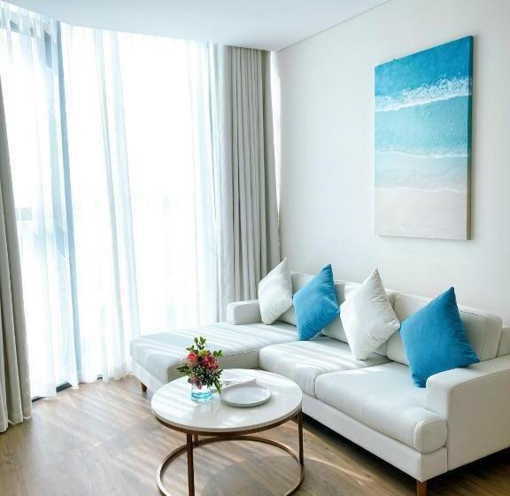 هتل Khách Sạn A La Carte Hạ Long Quảng Ninh