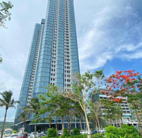 هتل Khách Sạn A La Carte Hạ Long Quảng Ninh