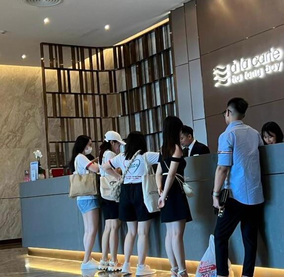 هتل Khách Sạn A La Carte Hạ Long Quảng Ninh