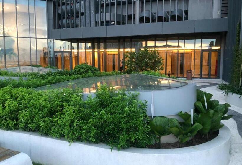 هتل Khách Sạn A Lacarte Hạ Long Quảng Ninh