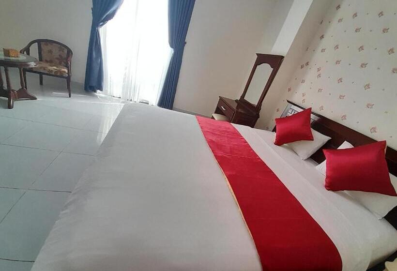 هتل Việt úc, H17 Phan Huy Chú, Phường 2