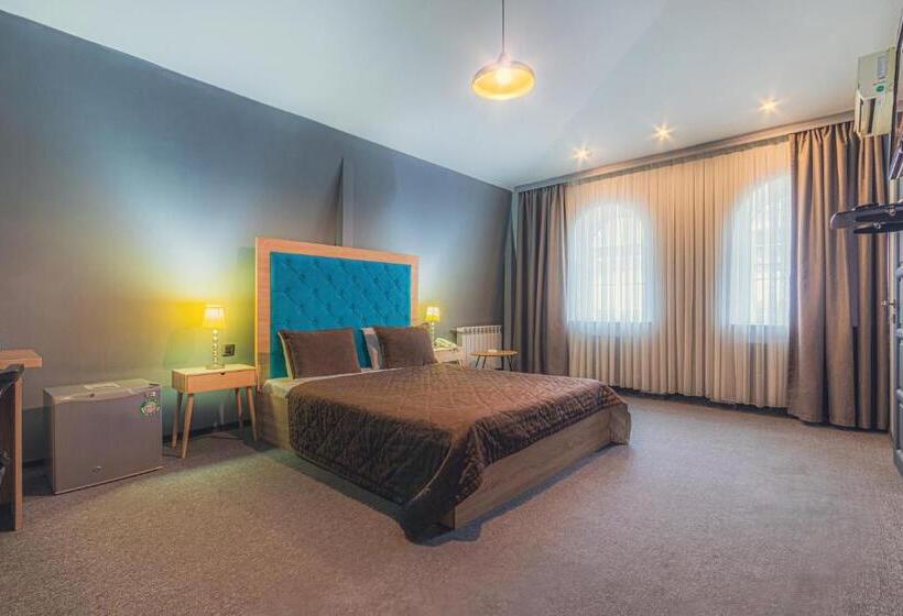 בית מלון כפרי Maestro