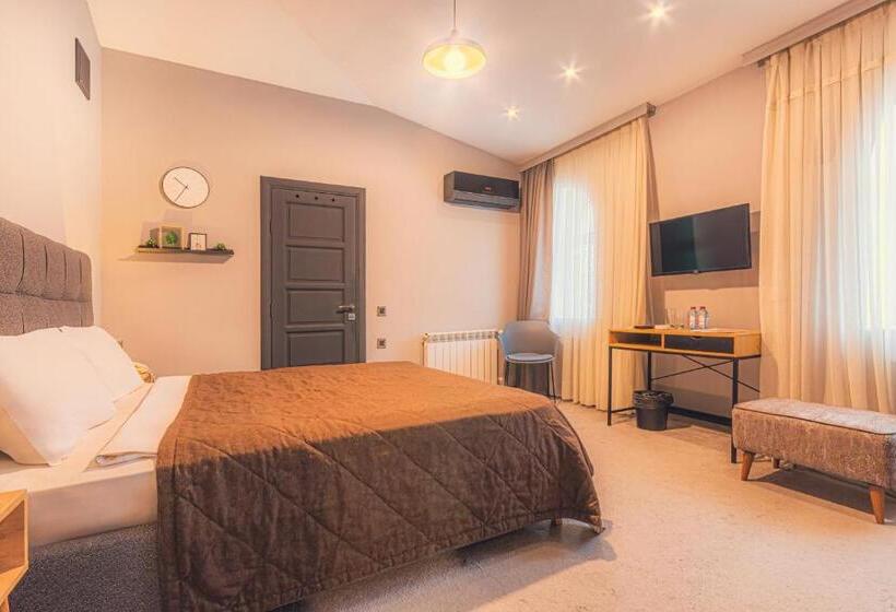 בית מלון כפרי Maestro