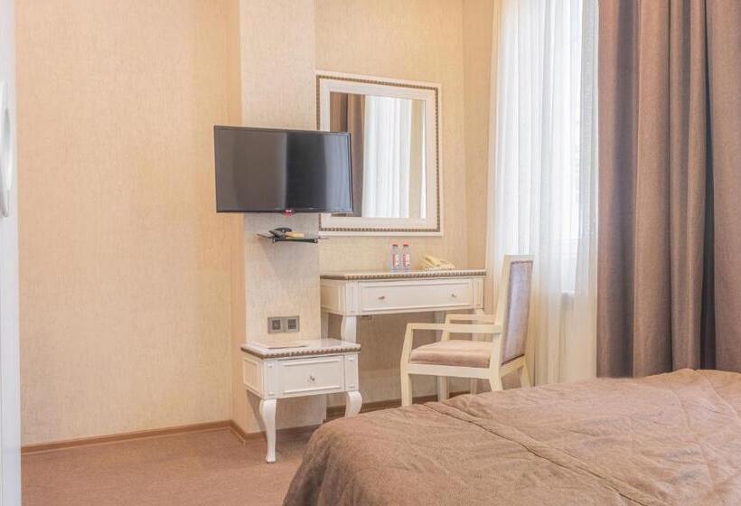 בית מלון כפרי Maestro