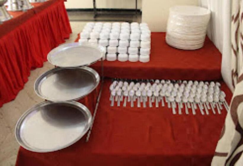 Hotel Manju Palace,nanded