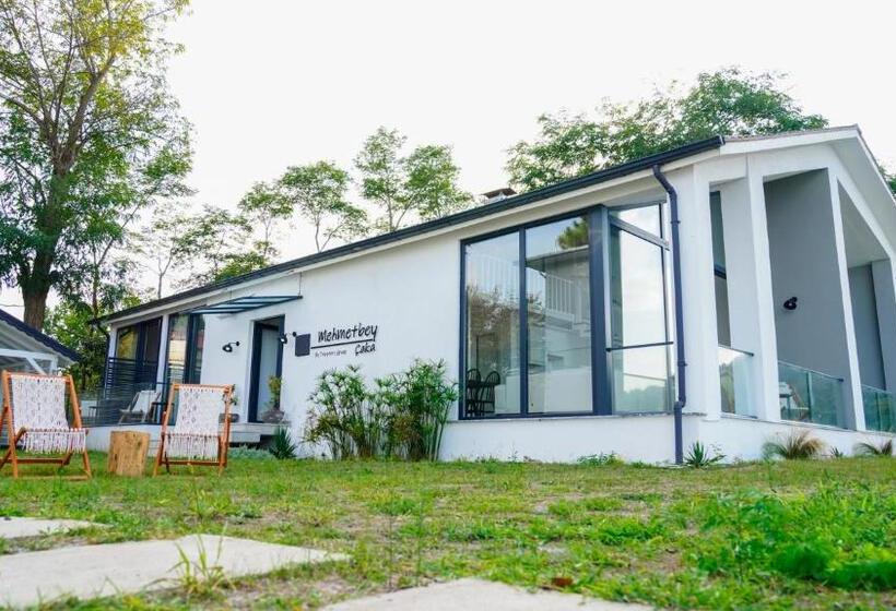 בית מלון כפרי Mehmetbey çaka