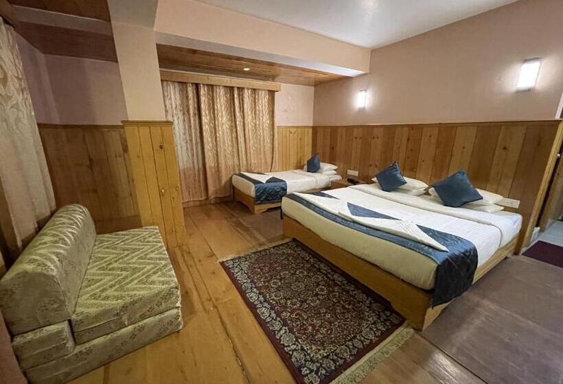 Отель Montanamar Lachung