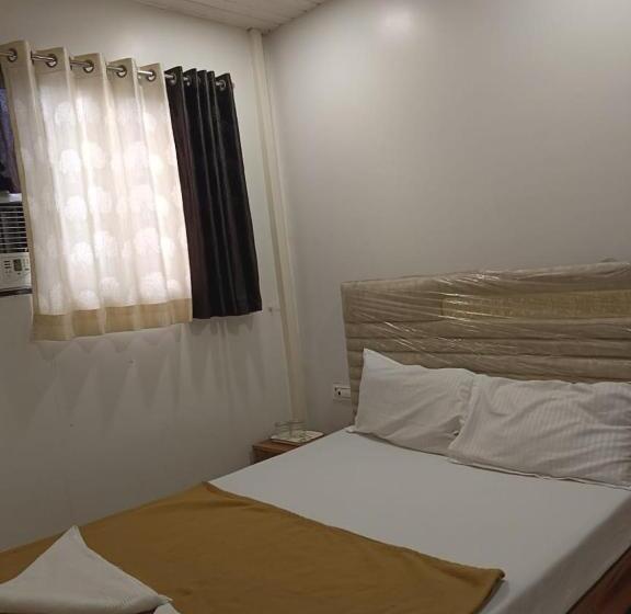 酒店 Nirvana Lodging & Boarding