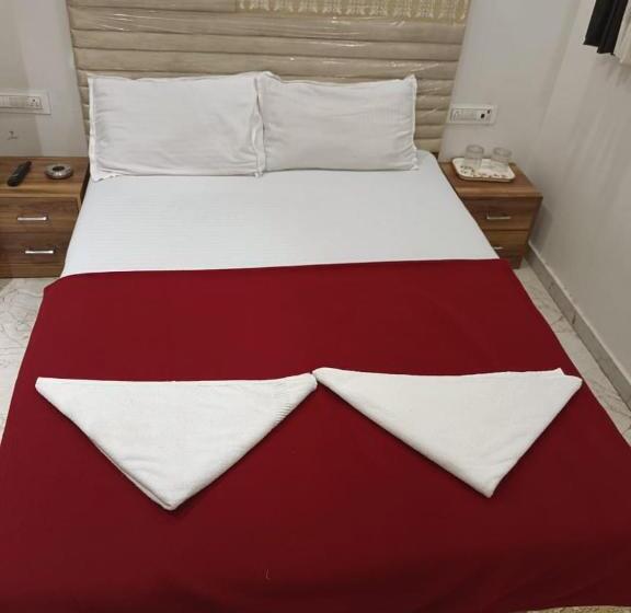 酒店 Nirvana Lodging & Boarding