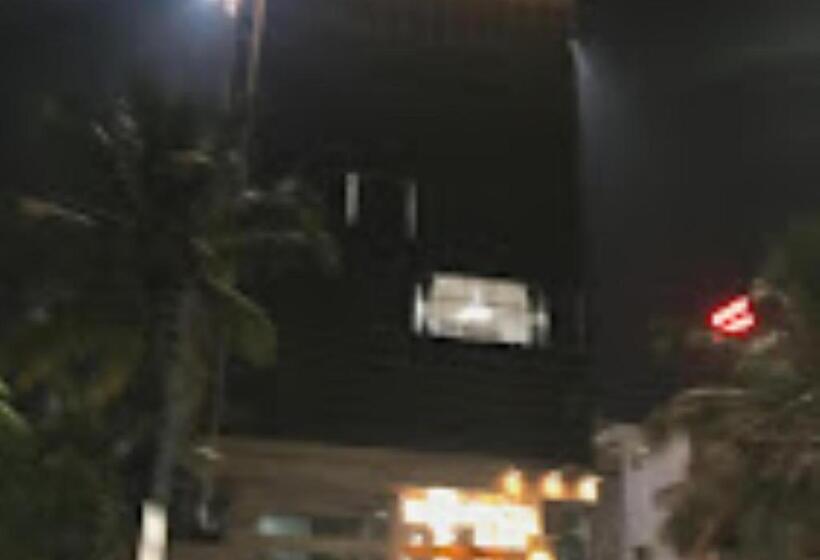 בית מלון כפרי Oberon Solapur