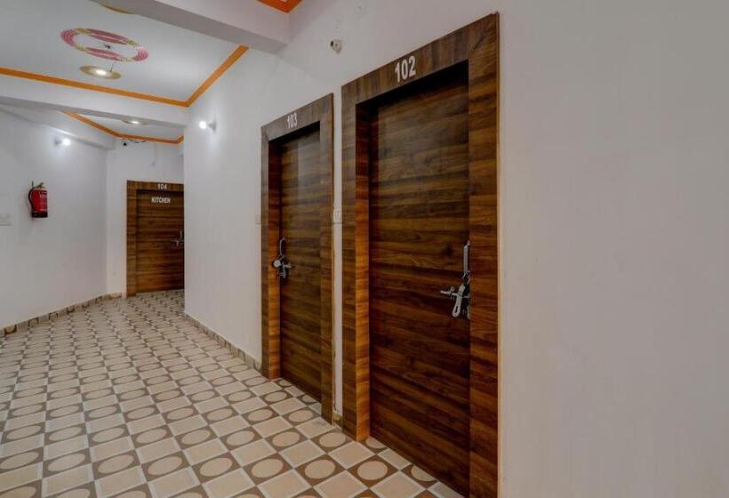 ホテル Oyo City Prime Residacy