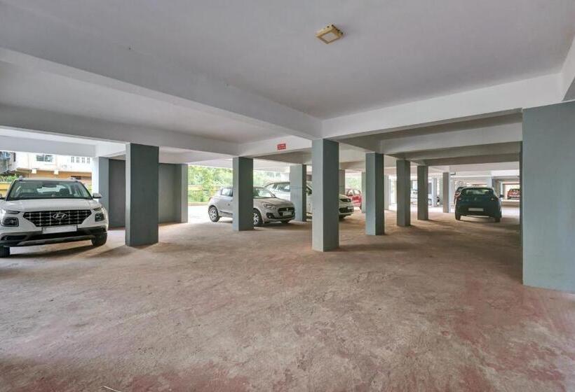 בית מלון כפרי Oyo Flagship Happy Inn