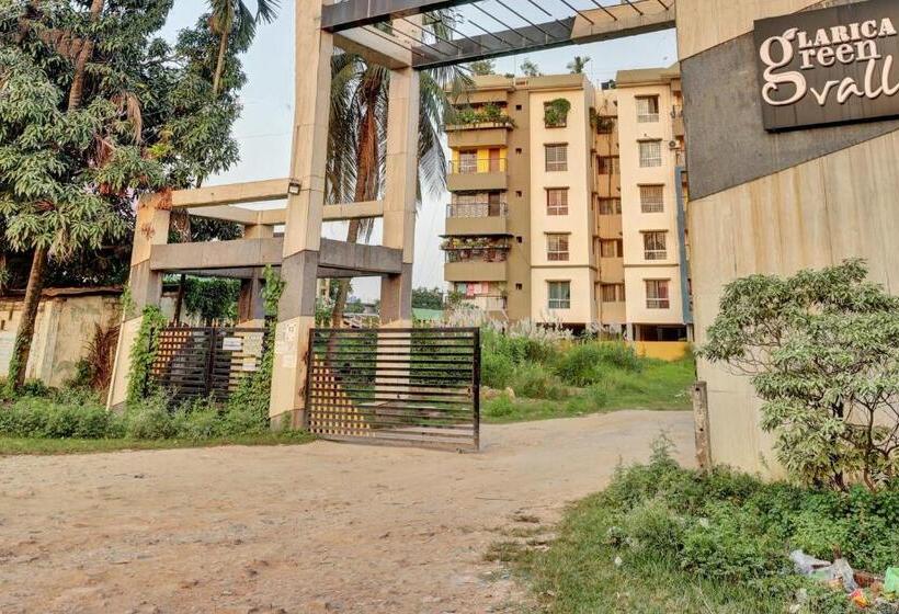 בית מלון כפרי Oyo Flagship Happy Inn