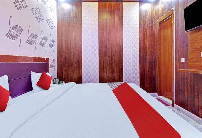 Hotel Oyo Flagship The Ornate