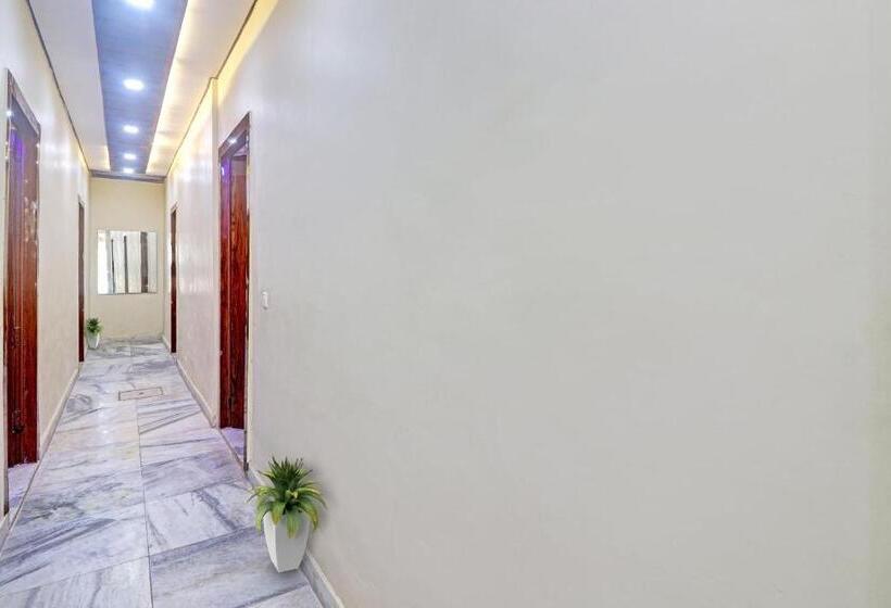 Hotel Oyo Flagship The Ornate