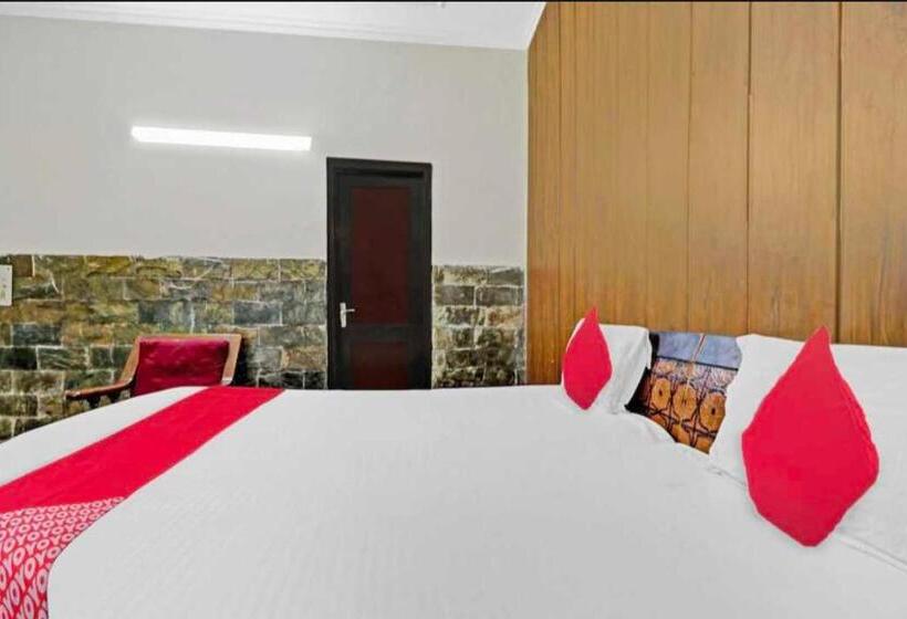 Отель Oyo Kalinka Kingdom