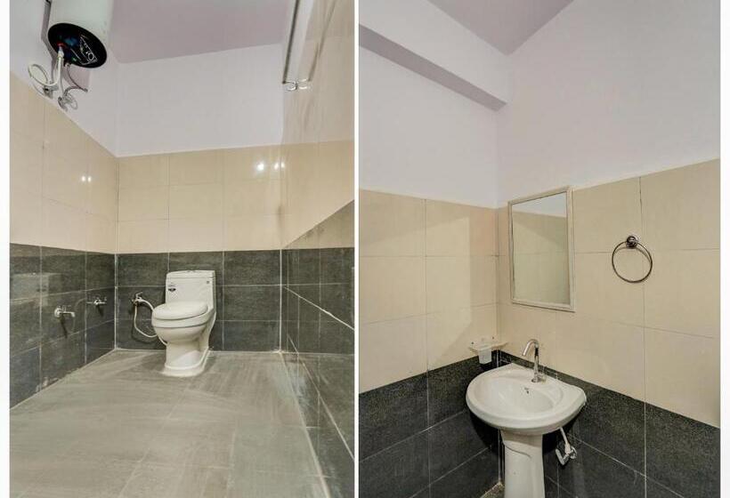 Hotel Oyo Varusiya Guest House