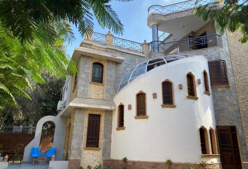 هتل Sphinx And Pyramids Inn