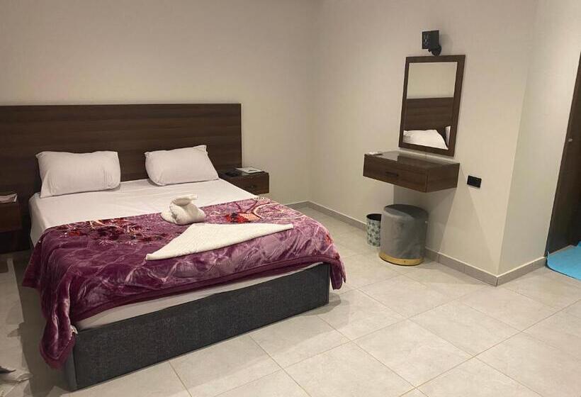 هتل Sphinx And Pyramids Inn