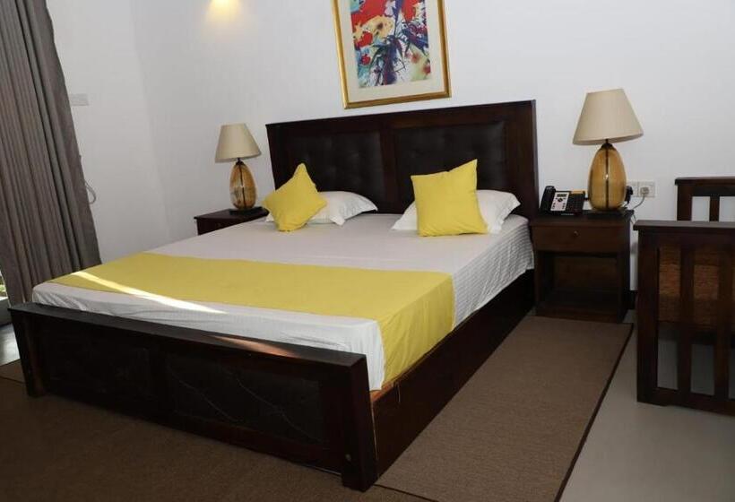 فندق Ro Kalawewa