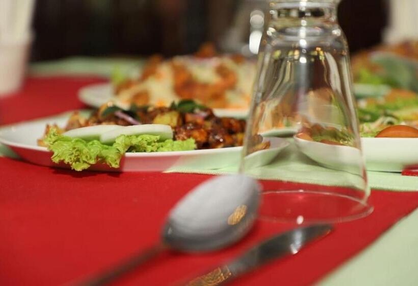 فندق Ro Kalawewa