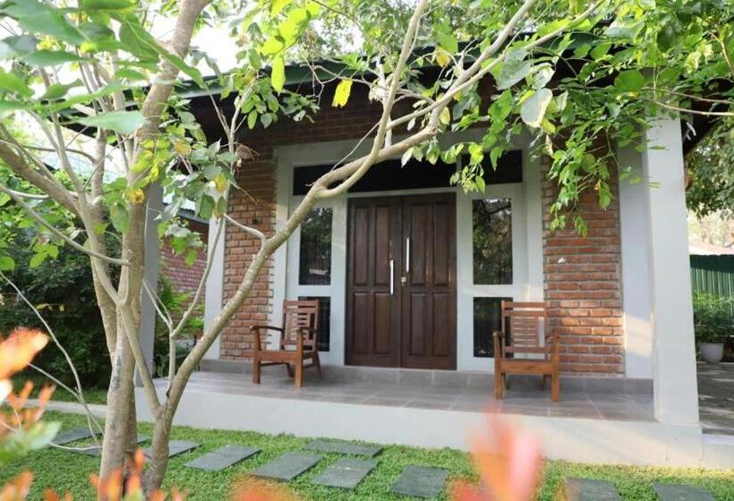 فندق Ro Kalawewa