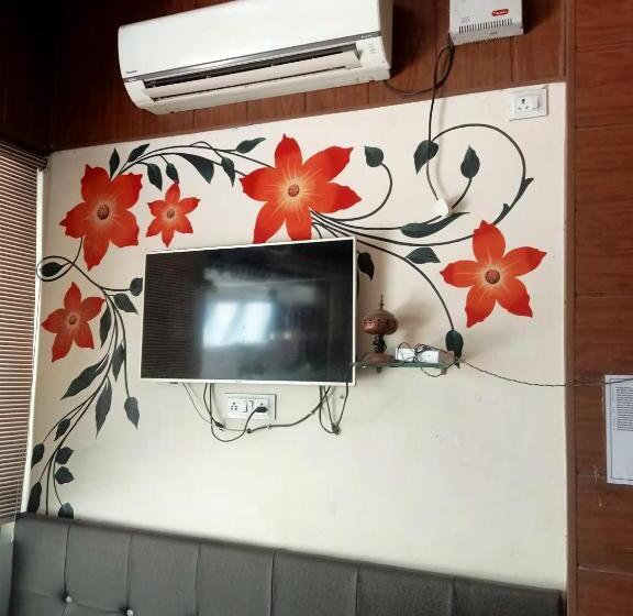 Отель Royal Indian