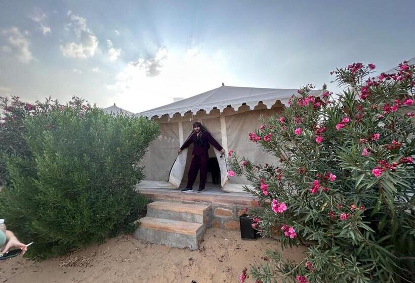 فندق Royal Exotic Luxury Desert Camp