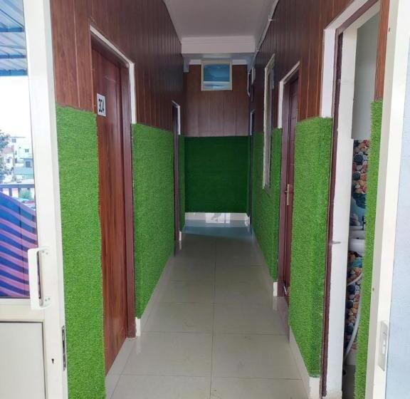 ホテル Saukari Palace