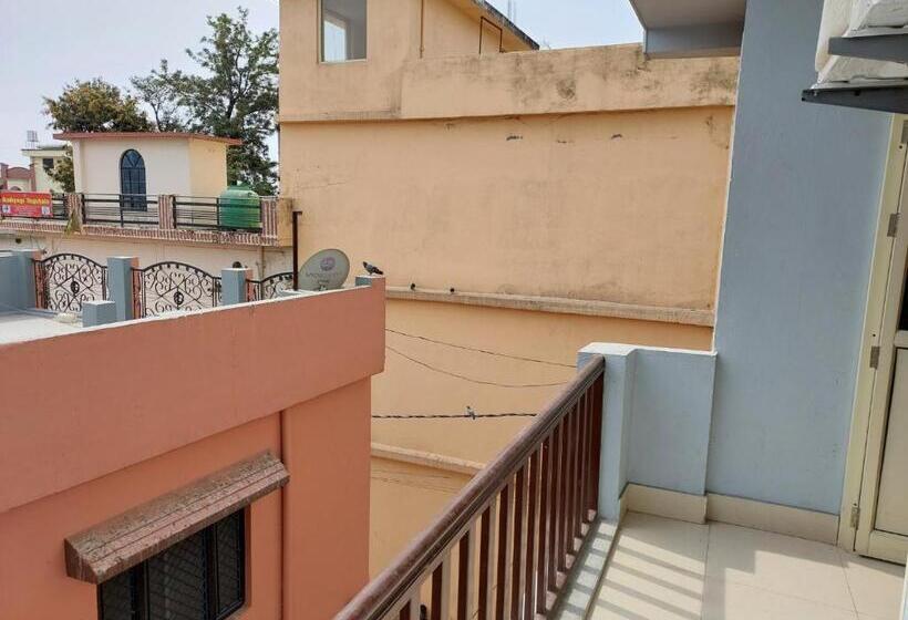 ホテル Saukari Palace