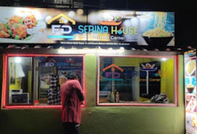 בית מלון כפרי Serina House Malvan