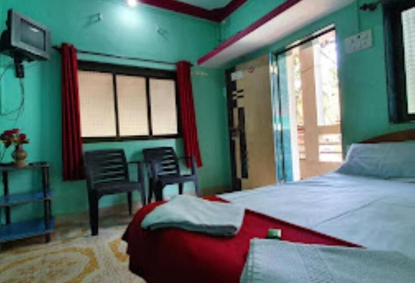 בית מלון כפרי Serina House Malvan