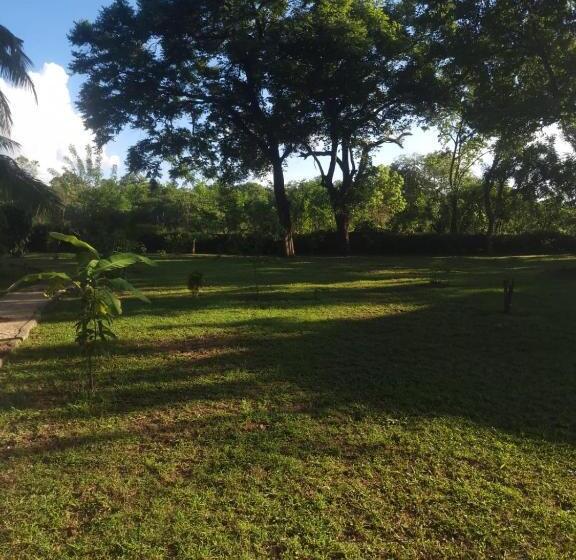 ホテル Sigiriya Cottage
