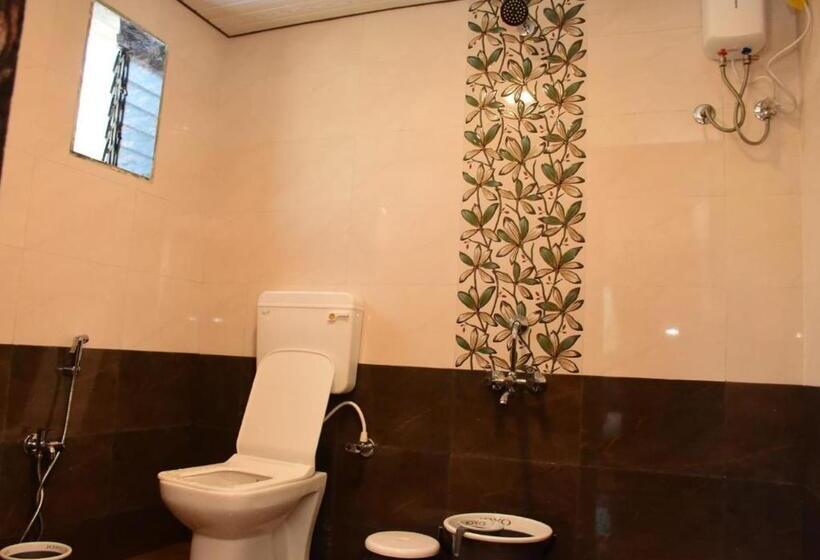 호텔 Suyog Matheran