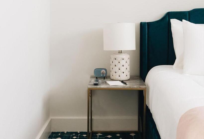 酒店 The Bellwether