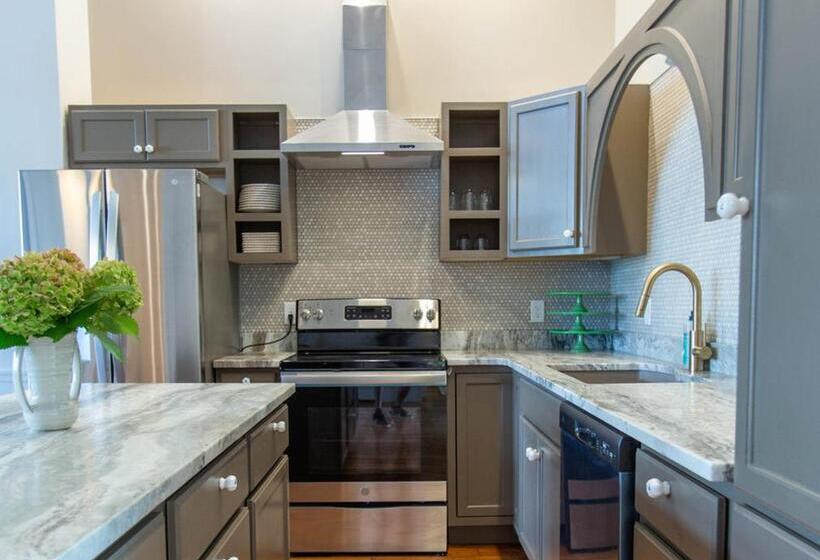 酒店 The Bellwether