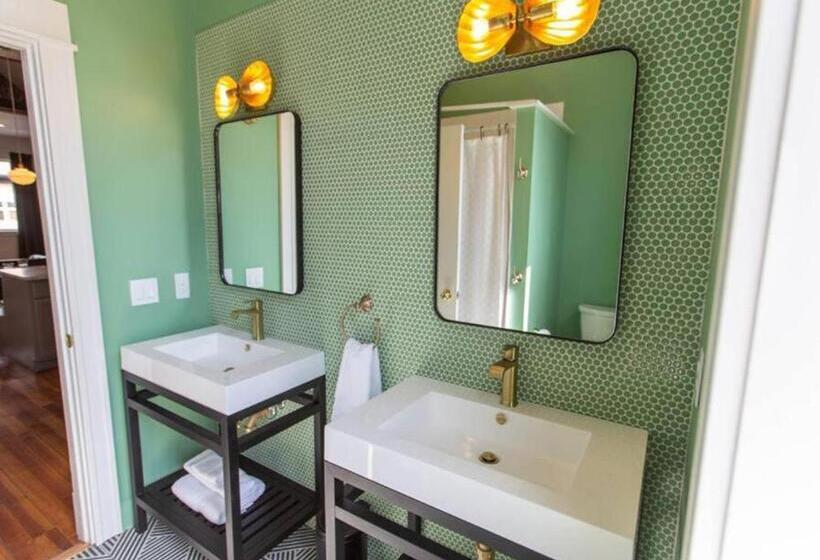 酒店 The Bellwether