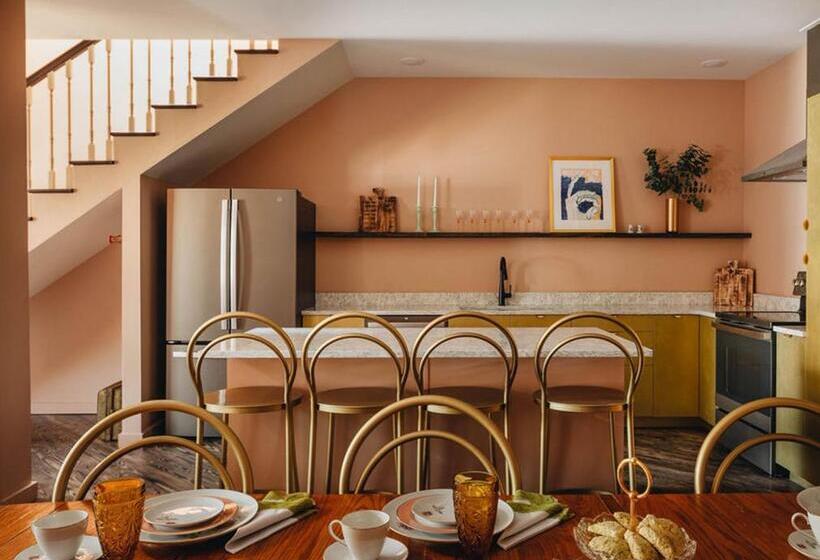 酒店 The Bellwether