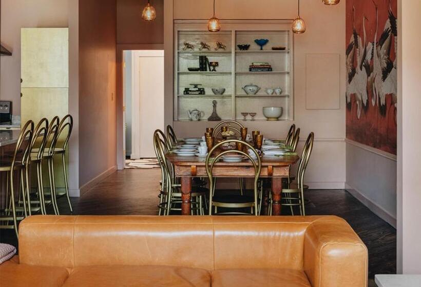 酒店 The Bellwether