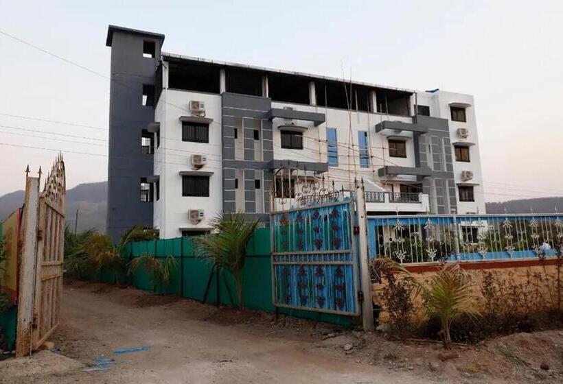 فندق The Pearl Inn