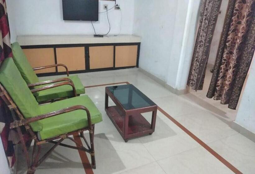 בית מלון כפרי Tms Premier Park Inn