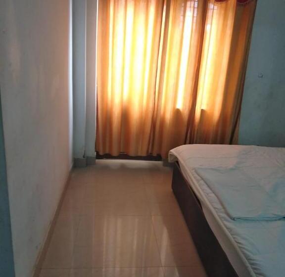 בית מלון כפרי Tms Premier Park Inn