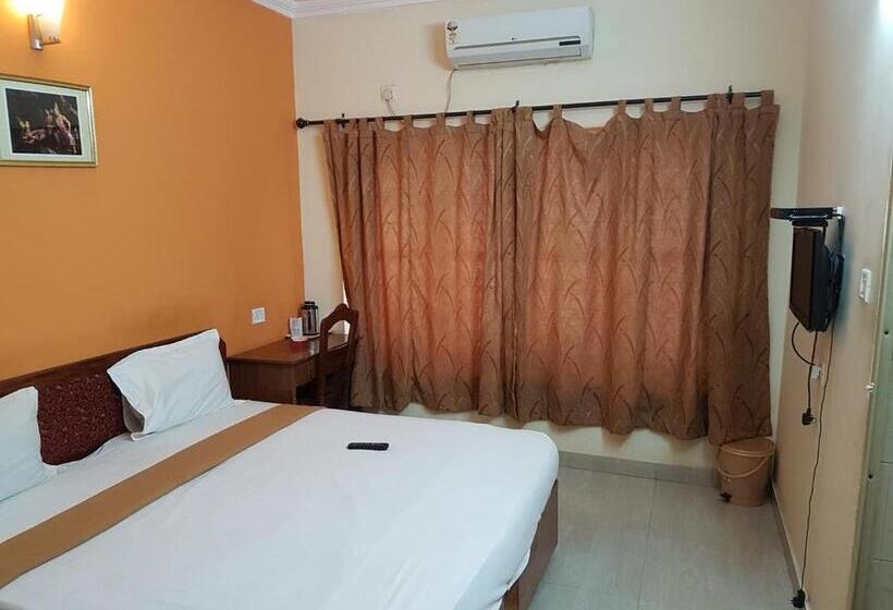 בית מלון כפרי Tms Premier Park Inn