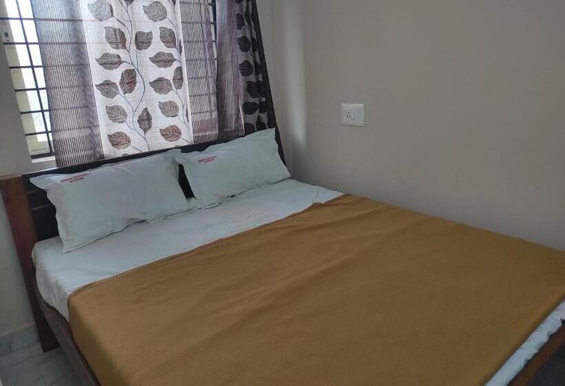 فندق Urban Stay Ambika