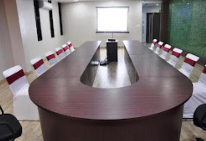 酒店 Vaishnavi Heights,manjurahi