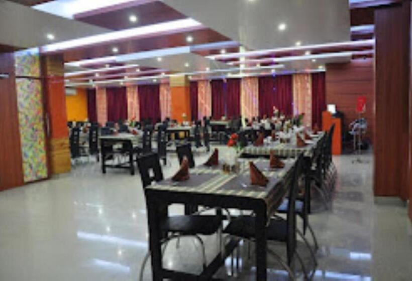 酒店 Vaishnavi Heights,manjurahi