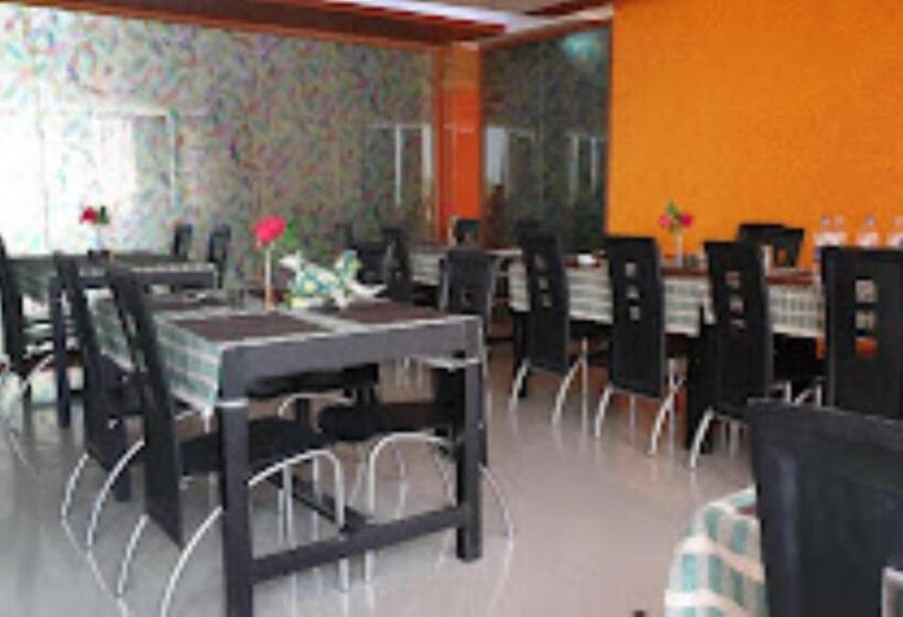 酒店 Vaishnavi Heights,manjurahi